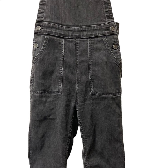 Madewell Black Cross-back Overalls in a size XS. - Picture 6 of 8